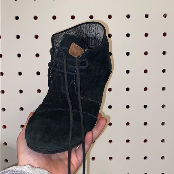 TOMS wedges - Picture 2 of 3